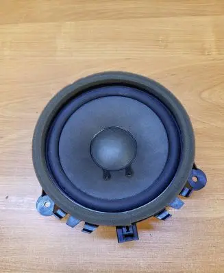 Volvo S80 Rear door speaker 30657445 15W06