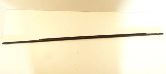 BMW 2 F45 Front door glass trim molding 7298823