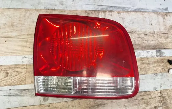 Volkswagen Touareg I Tailgate rear/tail lights 28269003