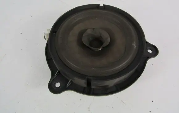 Nissan Note (E11) Audio system kit 28156AV70