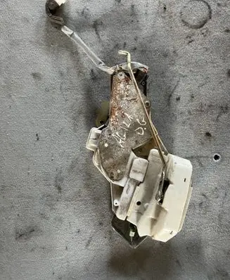 Opel Agila A Rear door lock