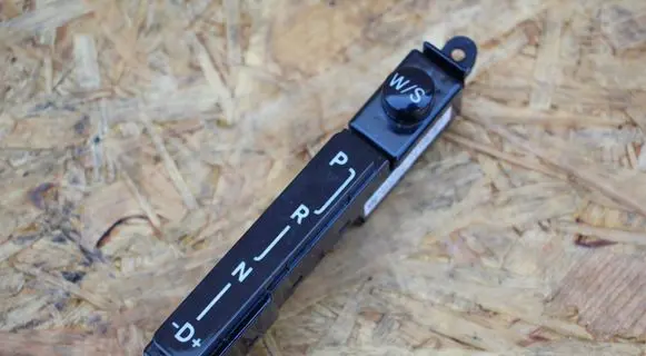 Mercedes-Benz E W211 Gear shift selector indicator 2115420126