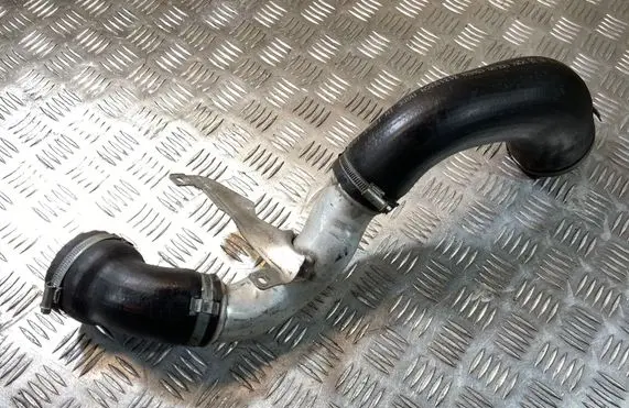 Volvo V40 Intercooler hose/pipe 31319364 31319795