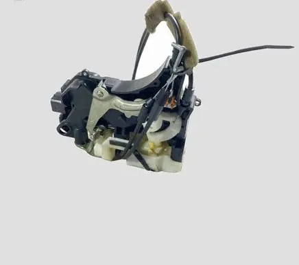 Peugeot 4007 Front door lock