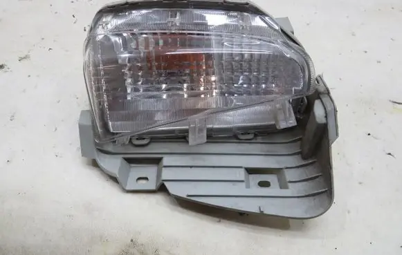 Toyota Prius (XW30) Front fog light PPTD20