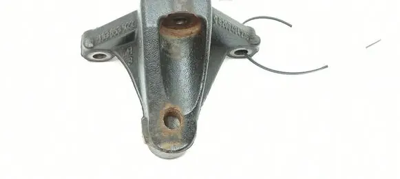 Nissan Primastar Engine mounting bracket 8200404276 N20LF1