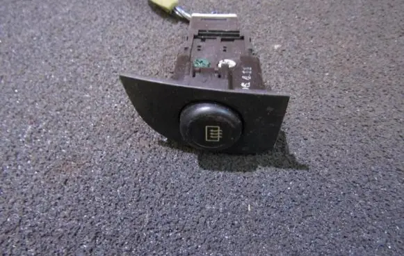 Honda Civic Windscreen/window heater switch m15785