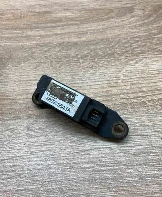 Audi A6 S6 C5 4B Airbag deployment crash/impact sensor 4B0959643A