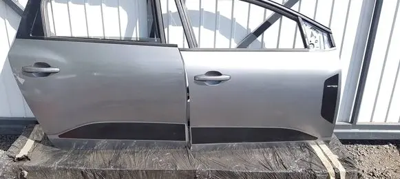 Dacia Jogger Front door
