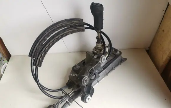 Seat Ibiza IV (6J,6P) Gear shifter/selector 6Q0711049CG 6Q0711061E
