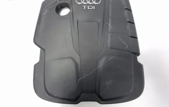 Audi A4 S4 B9 8W Engine cover (trim) 04L103925P