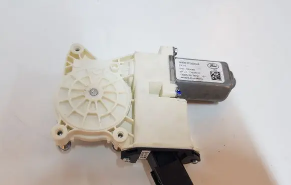 Ford Mustang VI Front door window regulator motor MR3B6323200AA C28603102CWRCU 921275108