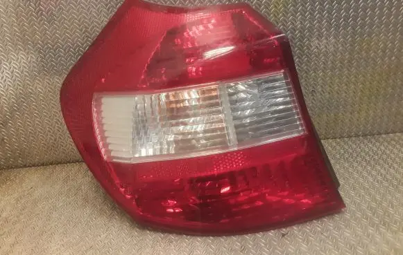 BMW 1 E81 E87 Rear/tail lights 6924501