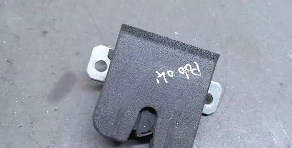 Volkswagen Polo IV 9N3 Tailgate/trunk/boot lock/catch/latch 6Q6827505B