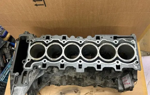 BMW 3 E90 E91 Engine block n52b25af 7685366