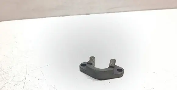 BMW 3 E90 E91 Fuel Injector clamp holder 