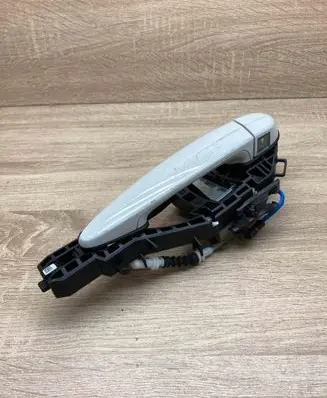 BMW 3 F30 F35 F31 Rear door exterior handle/bracket 7332267 14389710