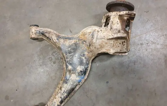 Volkswagen PASSAT B3 Rear upper control arm/wishbone 191505370A 191505345 357505348