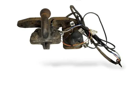 Nissan Pathfinder R51 Detachable towbar 85441221