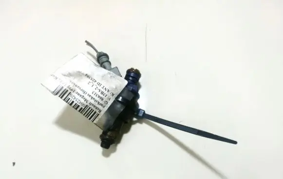 Renault Megane I Fuel injector 866313