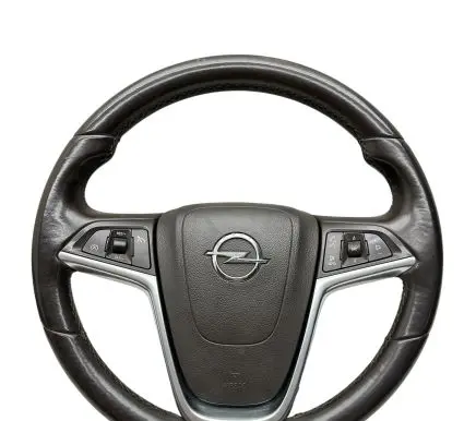 Opel Insignia A Steering wheel 13316548 9253A00681