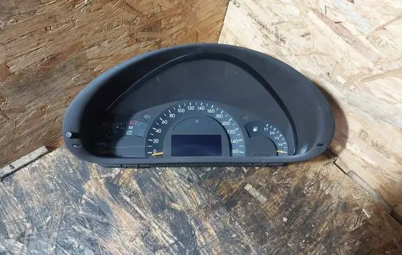 Mercedes-Benz C W203 Speedometer (instrument cluster) A2035403411 11000889603