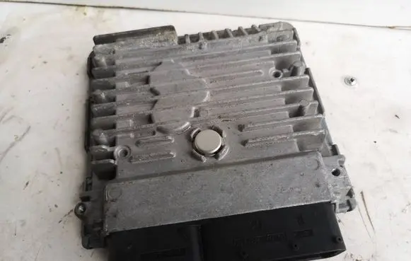Volkswagen PASSAT B6 Engine control unit/module 03L906023GL 03L906023A 5WP42662AA