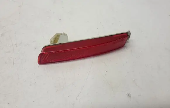Nissan Juke I F15 Rear tail light reflector 25052461 3312105