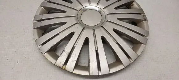 Fiat Bravo R15 wheel hub/cap/trim 