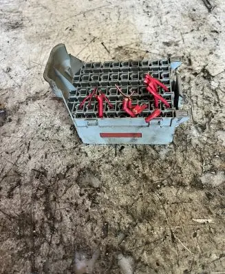 Volvo V70 Fuse box set 9162439
