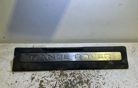 Land Rover Evoque I Front sill trim cover BJ3213200ACW
