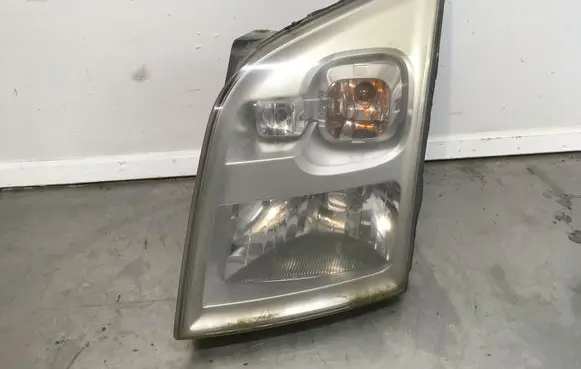 Ford Transit Headlight/headlamp 6C1113W030DF