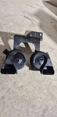 Audi A6 S6 C6 4F Horn signal 4F0951229