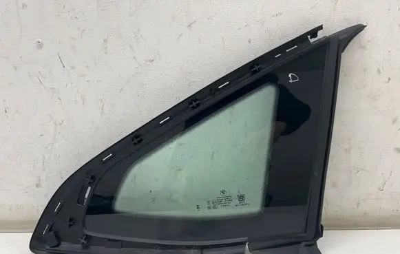 BMW i4 Rear side window 7482994