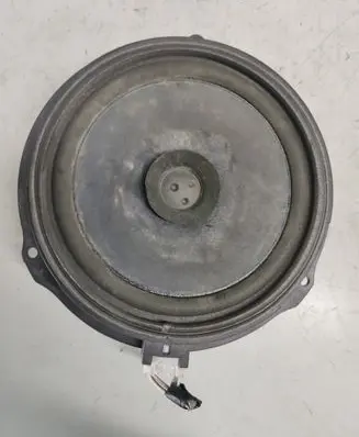 Ford Focus Rear door speaker