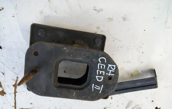 KIA Ceed Front axle beam
