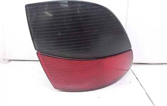 Peugeot 406 Rear/tail lights 45502