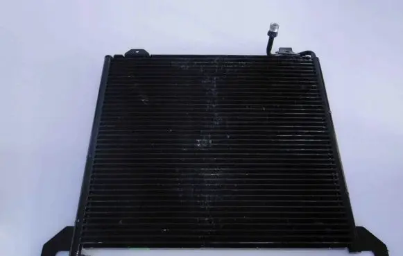 Mercedes-Benz G W461 W463 1st Gen A/C cooling radiator (condenser) A4635000654