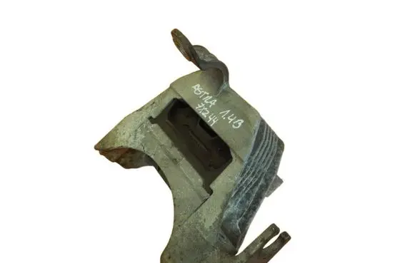 Opel Astra J Engine mount vacuum valve 13347456