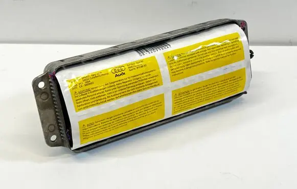 Audi A3 S3 8P Passenger airbag 8P0880202
