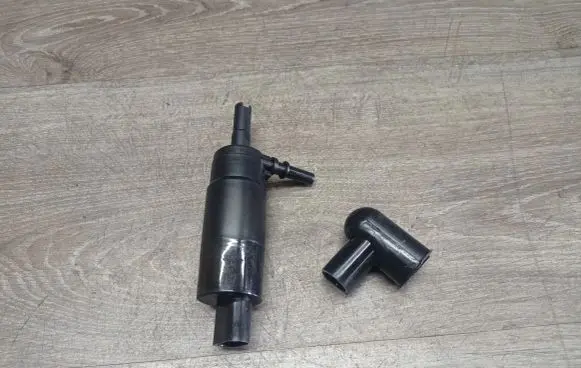 Volvo S60 Headlight washer pump 