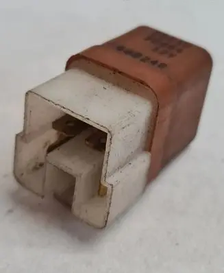 Nissan Primera Other relay 79964 40824B 25230