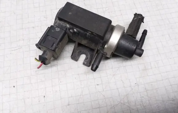 Skoda Octavia Mk1 (1U) Turbo solenoid valve 1J0906627 72290320