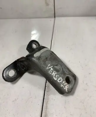 Toyota Corolla Verso AR10 Front door upper hinge