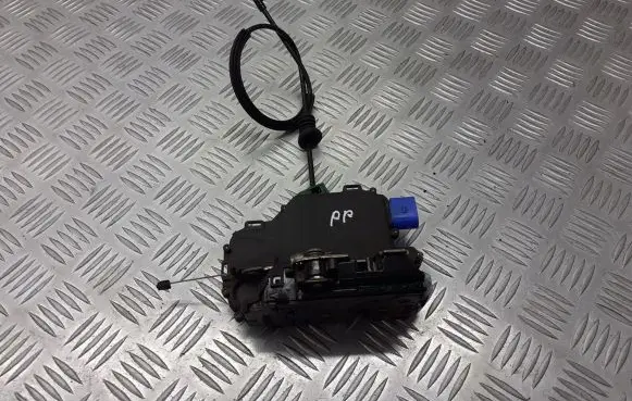 Seat Ibiza III (6L) Front door lock BRAK
