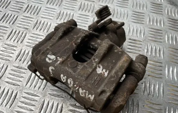 Mazda 3 I Rear brake caliper