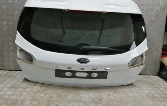 Ford Focus Tailgate/trunk/boot lid