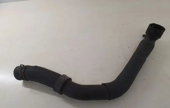 Volkswagen Tiguan Engine coolant pipe/hose
