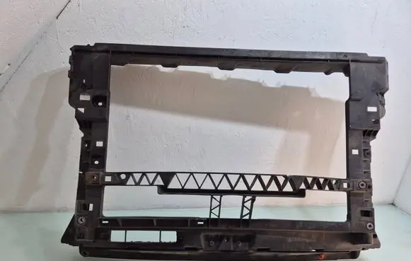 Volkswagen Polo V 6R Radiator support slam panel 
