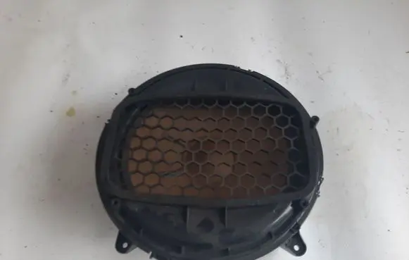 Audi A3 S3 8V Subwoofer speaker 8V0035412